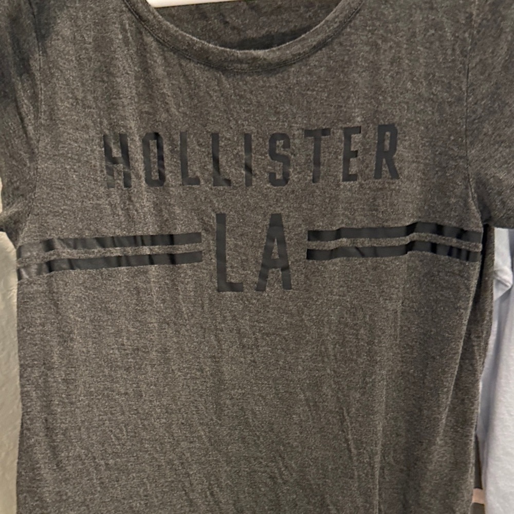 Hollister Charcoal Graphic T-Shirt